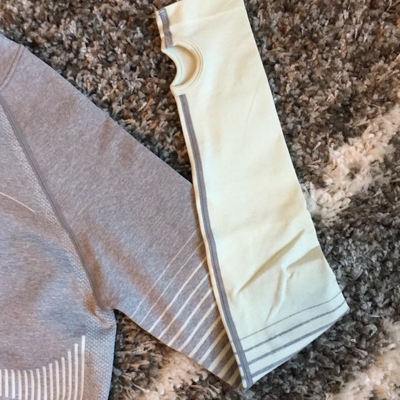 Gymshark Amplify Seamless long sleeve crop top Size S - Picture 4 of 6